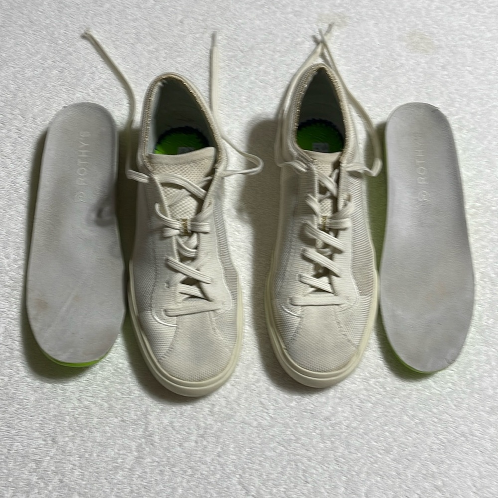 Rothys limited edition gold metallic lace up sneaker Size 10W